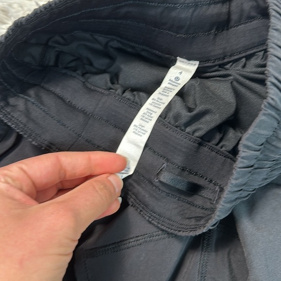 Lululemon Tracker Short V *4" Black - Picture 2 of 6